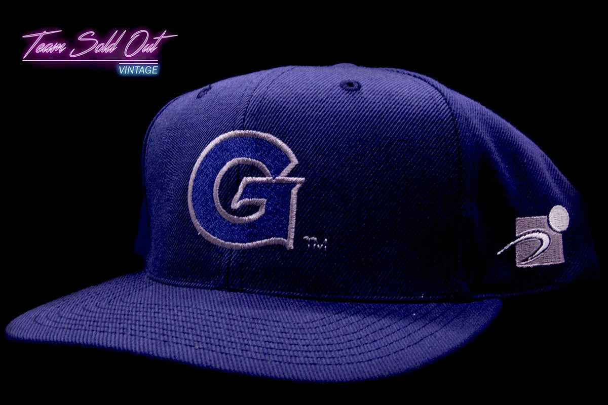 Mitchell & Ness - NCCA Team Script 2.0 Snapback Georgetown Hoyas 