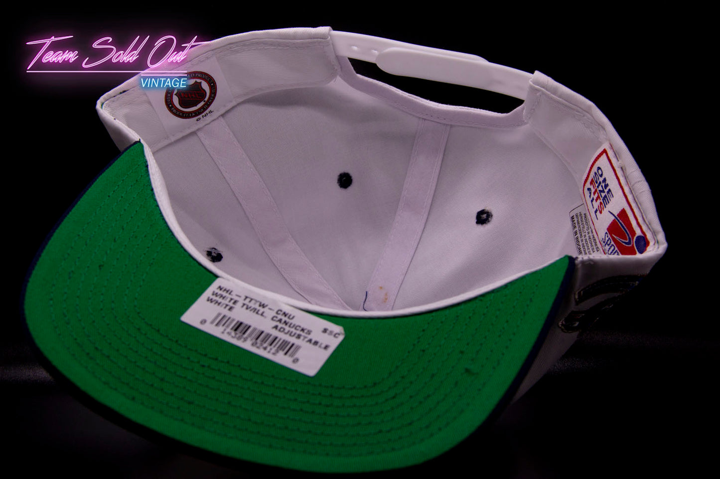 Vintage Sports Specialties Double Script Vancouver Canucks Snapback Hat NHL