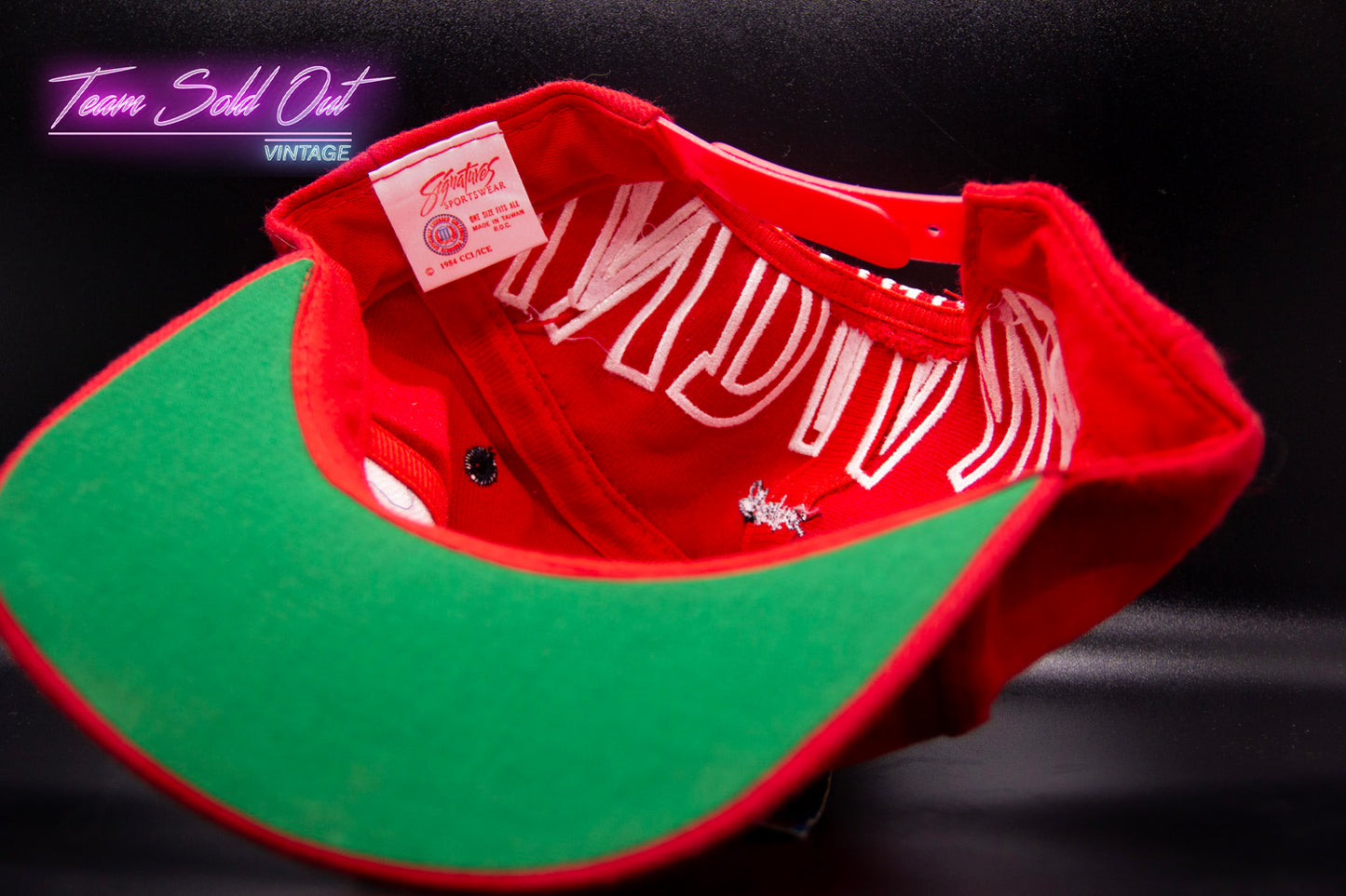 Vintage Signatures Big Logo Indiana University Hoosiers Snapback Hat NCAA