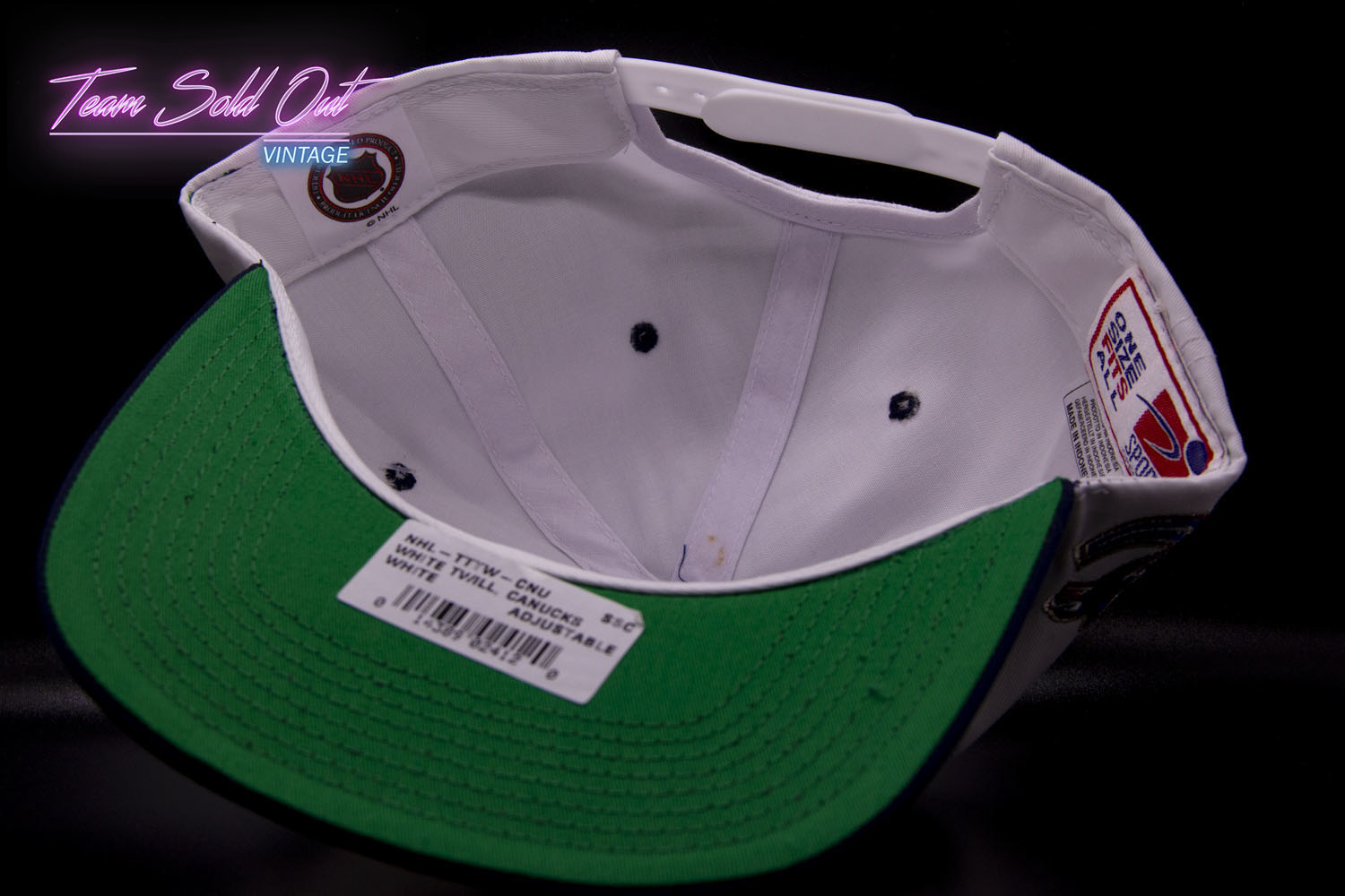 NHL Vancouver Canucks Team Script Logo on Side 2 Tone Retro Snapback Cap Hat