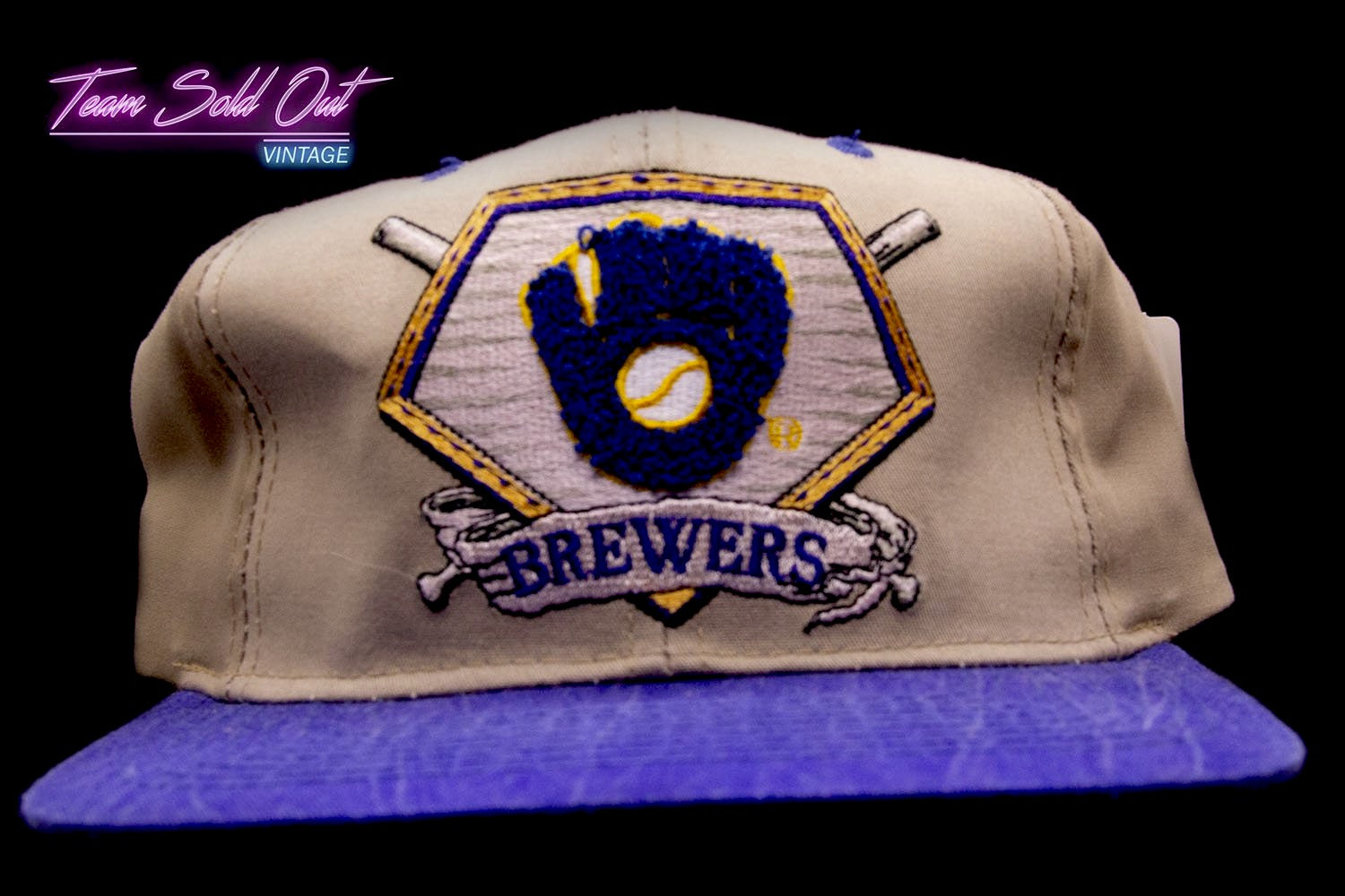 Milwaukee Brewers MLB In Classic Style With Paisley In October We